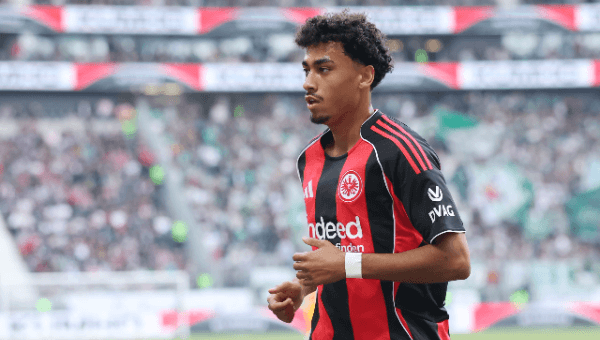 nathaniel-brown-bundesliga-giants-monitor